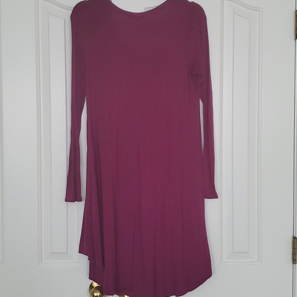 Dark  Fuchsia long sleve tunic - Picture 3 of 4